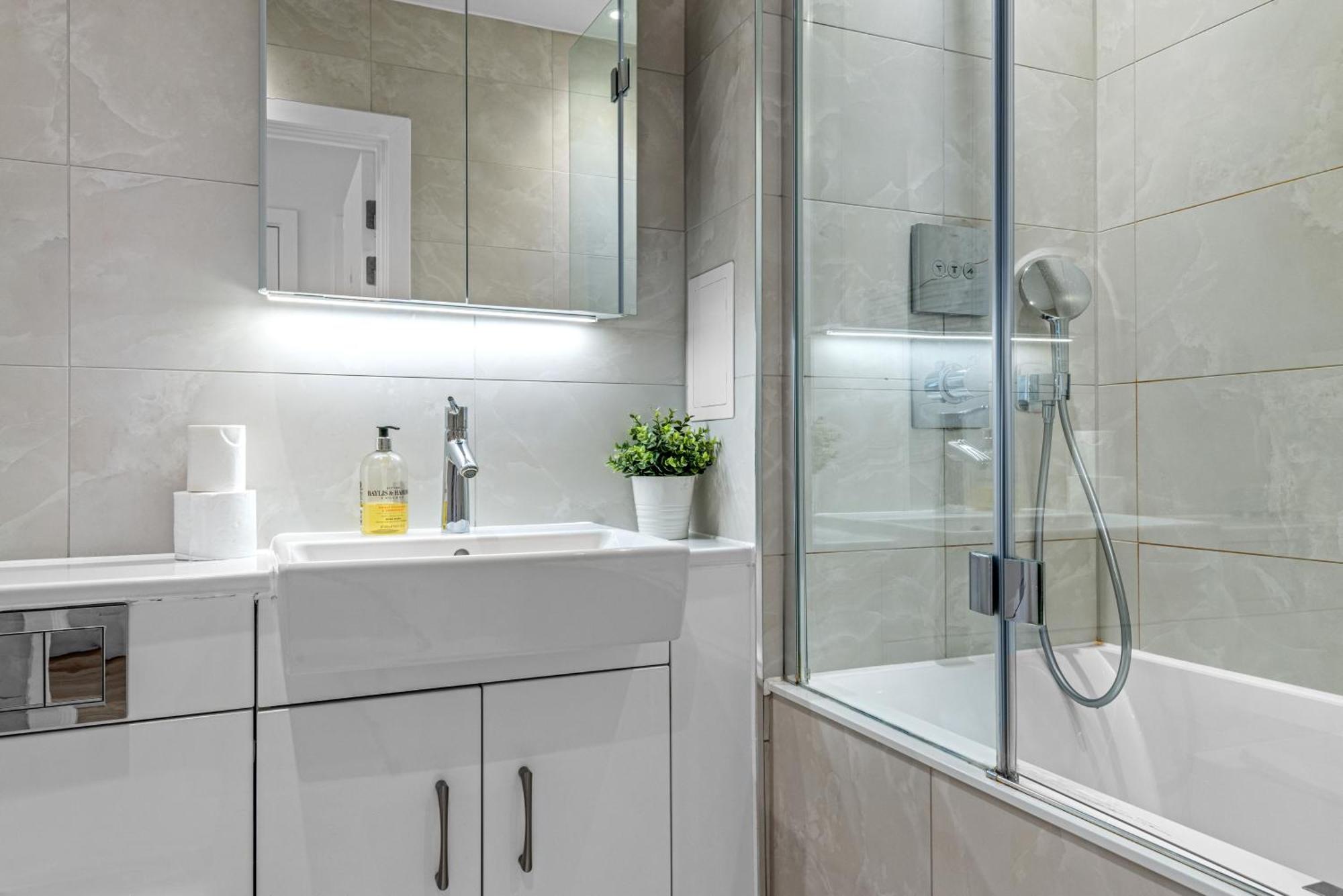 Londwell, Heart Of Notting Hill, Balcony Suite Luxury London Luaran gambar